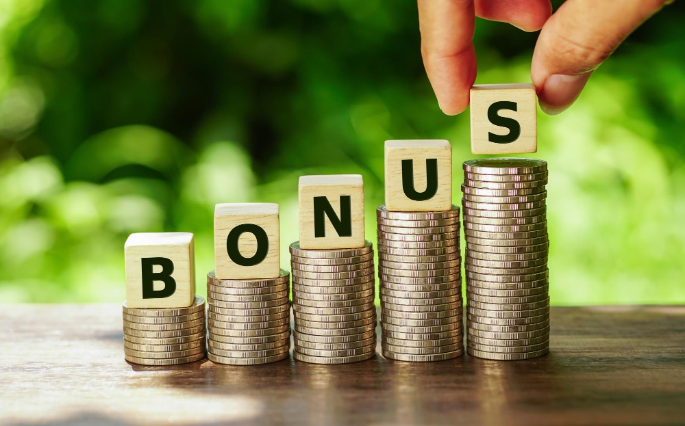 How to pay less tax on your bonus